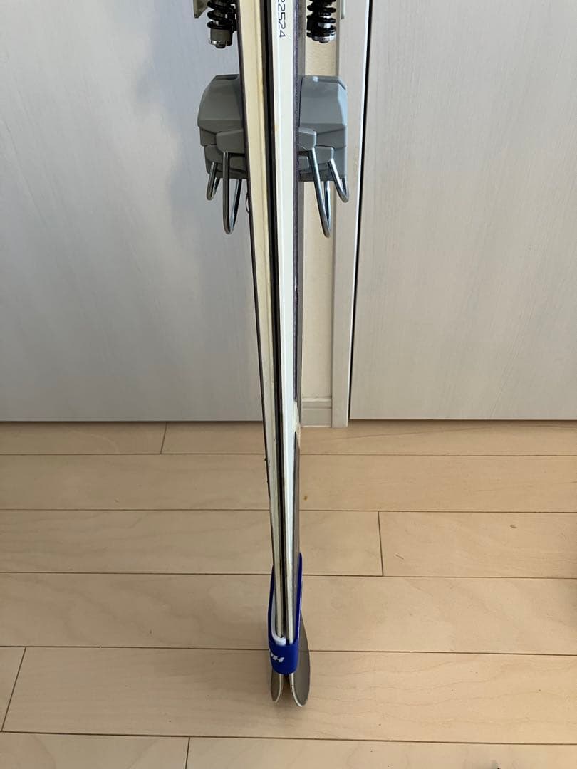 Volkl Yumi 168cm 22 designs Lynx 予備プレート付