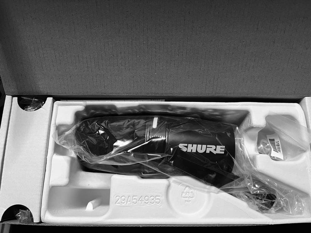 SHURE シュア MV7+ ポッドキャストマイクロホン　ブラック