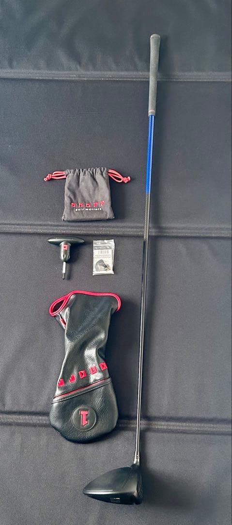 オノフ ドライバー LABOSPEC PLUS 10.5° ヘッドカバー付き