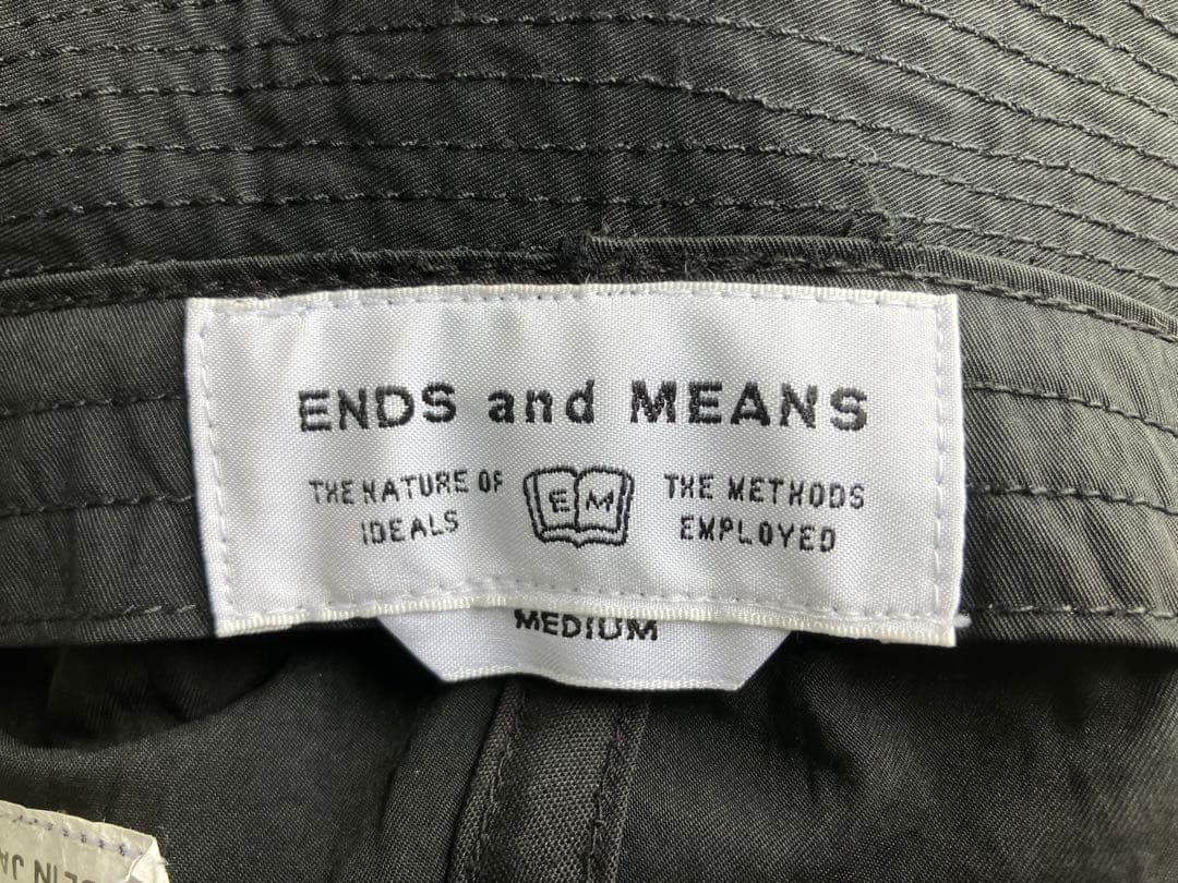帽子 end and means hat black M