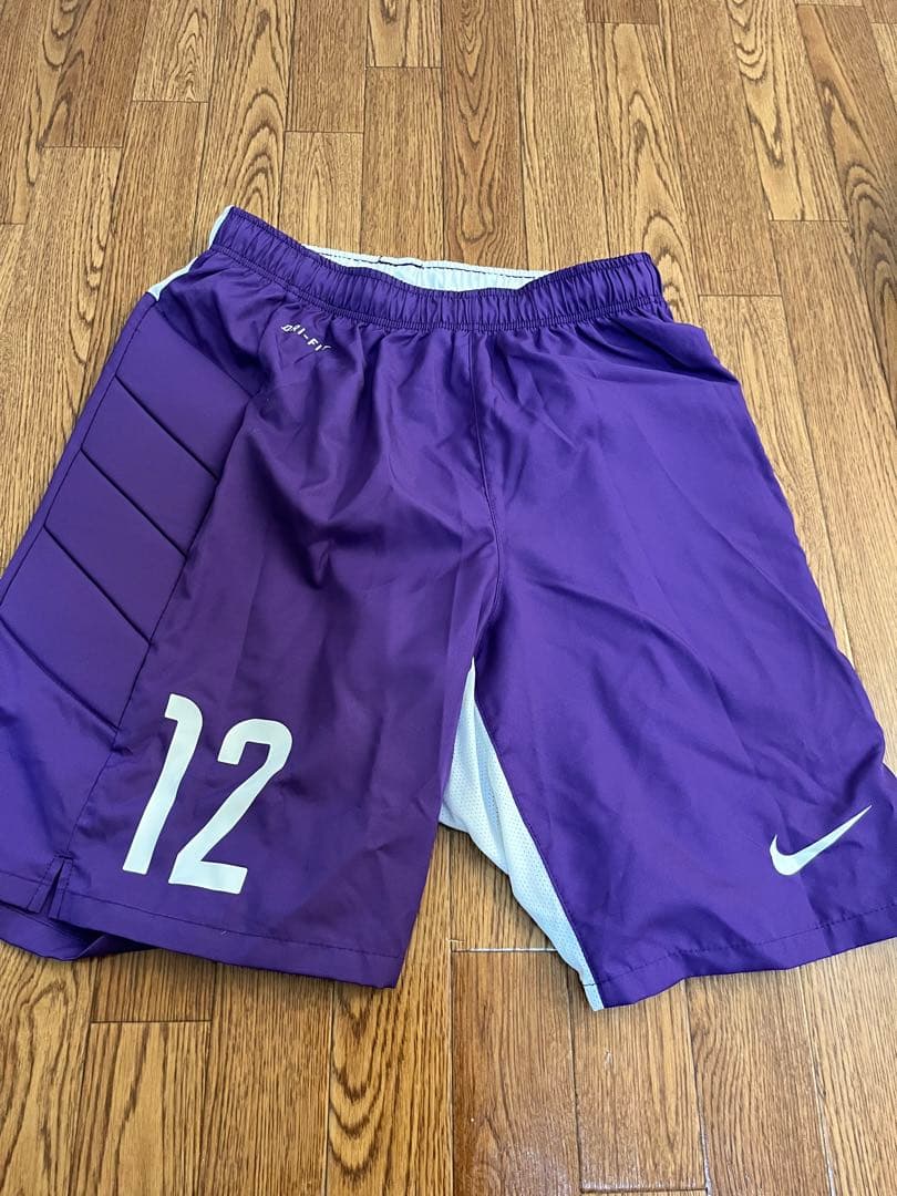 サッカー　フットサル　ナイキ　NIKE キーパー　ゴレイロ　ユニ　ユニフォーム