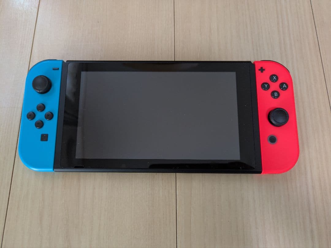 【美品、ケース付き】Nintendo Switch 本体