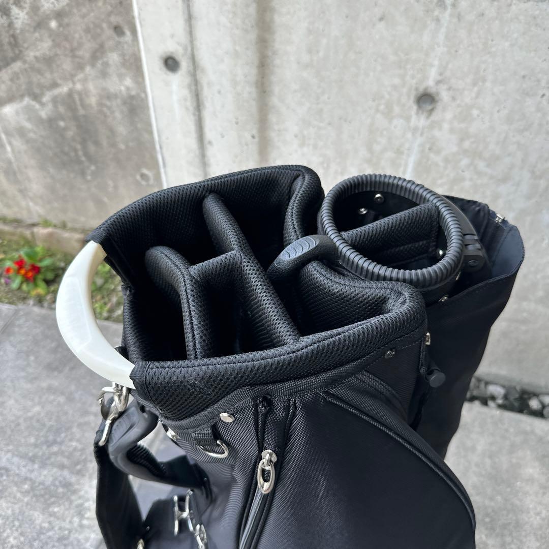 セルフスタンドバック内蔵キャディバック