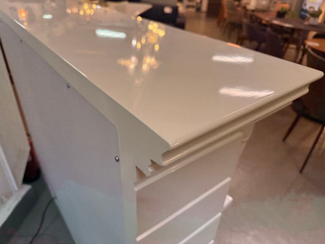 マントルピース　ホワイト家具