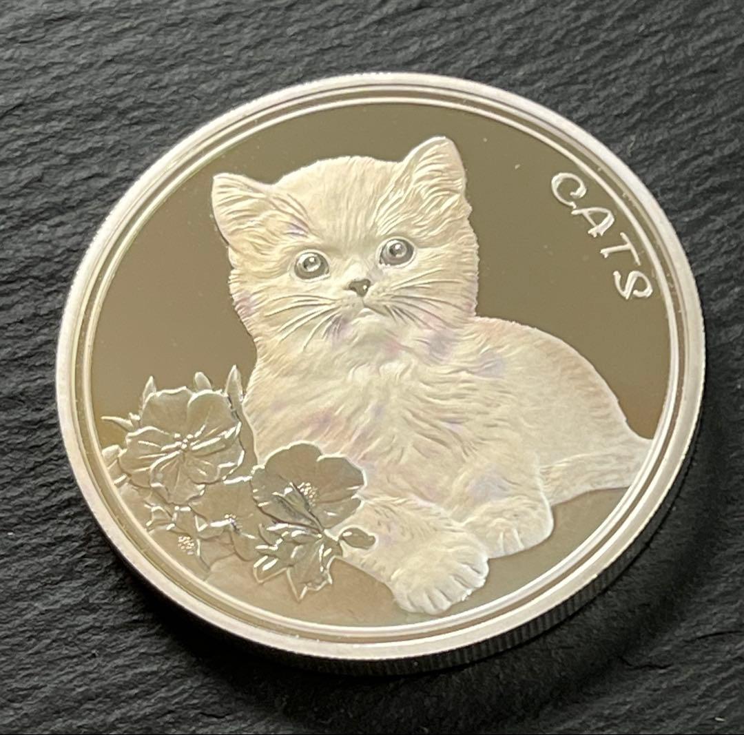【新品•未使用】フィジー 2022年 『愛らしい猫』1オンス銀貨 ケース入り