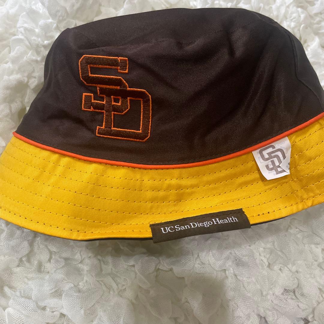 限定品　PADRES リバーシブルハット　レア