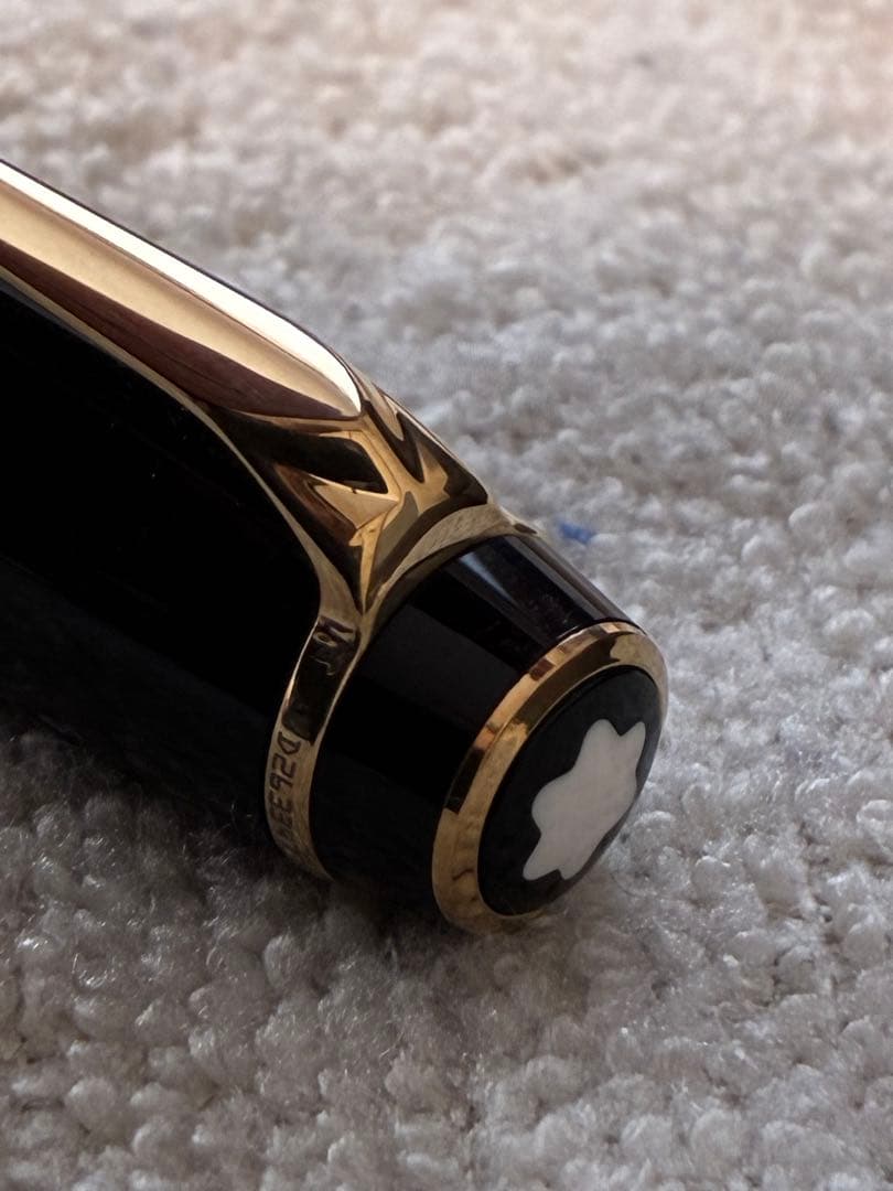 ◾️MONT BLANC モンブラン◾️ボエムキャップ式ボールペン◾️新品リフィル付◾️