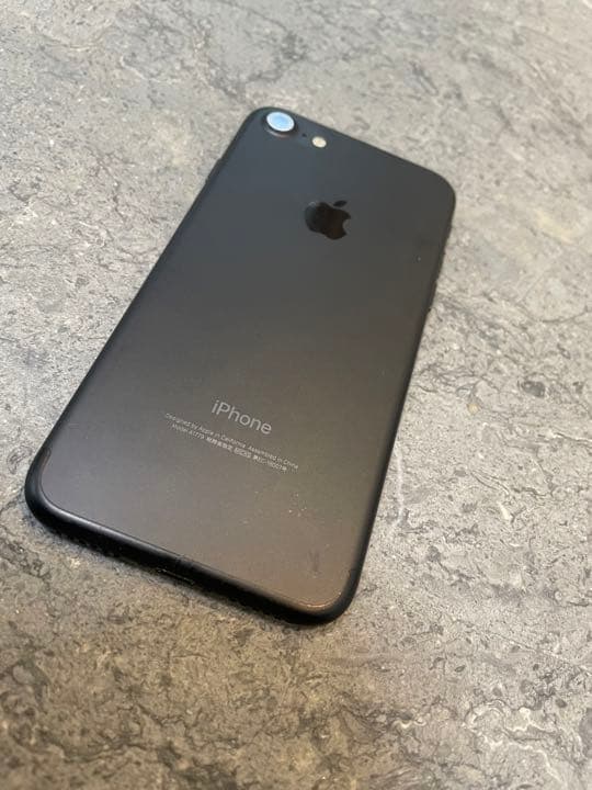 iPhone7本体