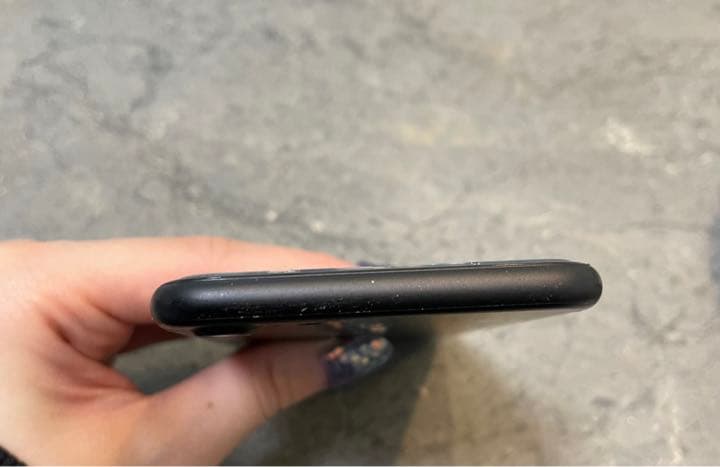 iPhone7本体