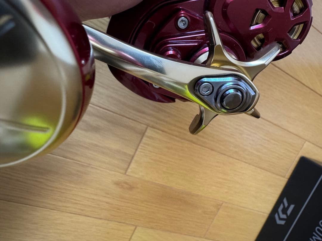新品未使用　ダイワ　SEABORG 500MJ-AT電動リール