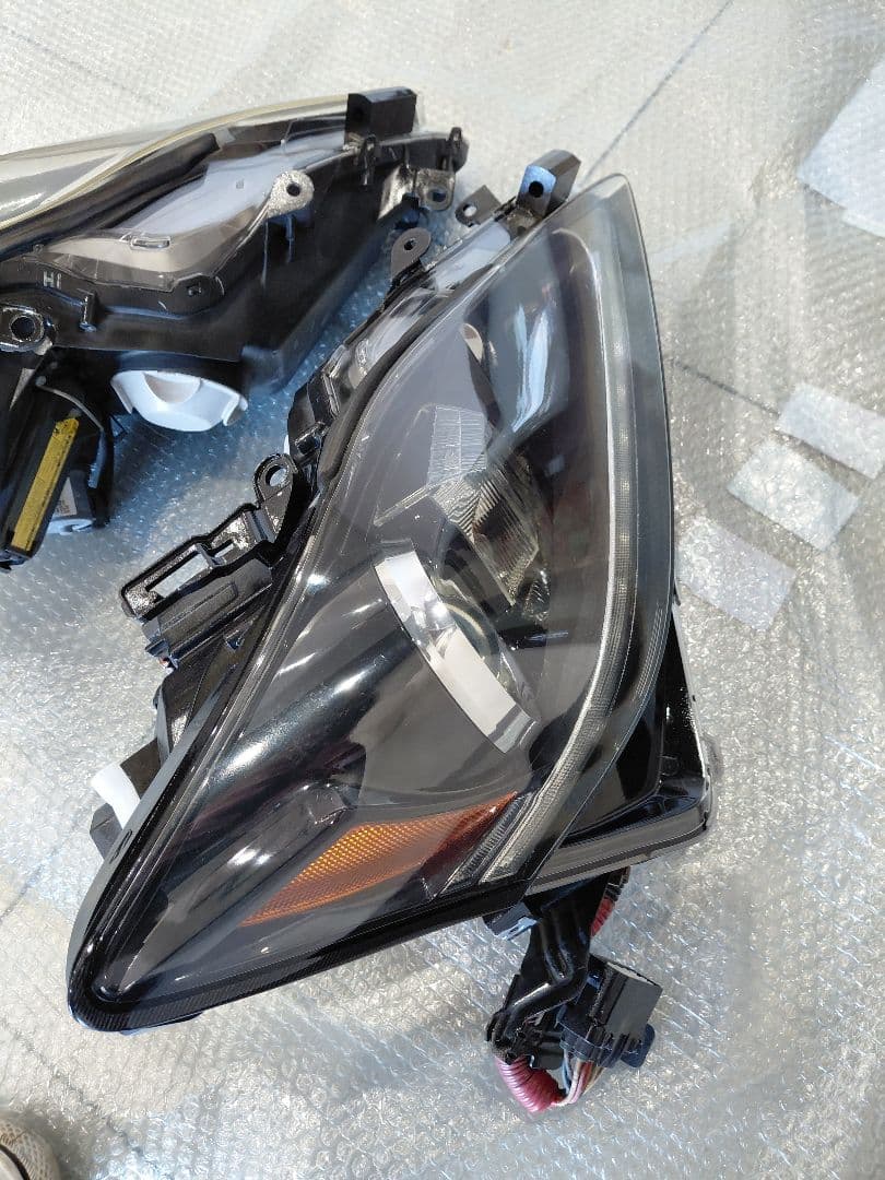 LEXUS IS250 後期純正ヘッドライト⭐中古⭐左右セット⭐クリア塗装済み❗