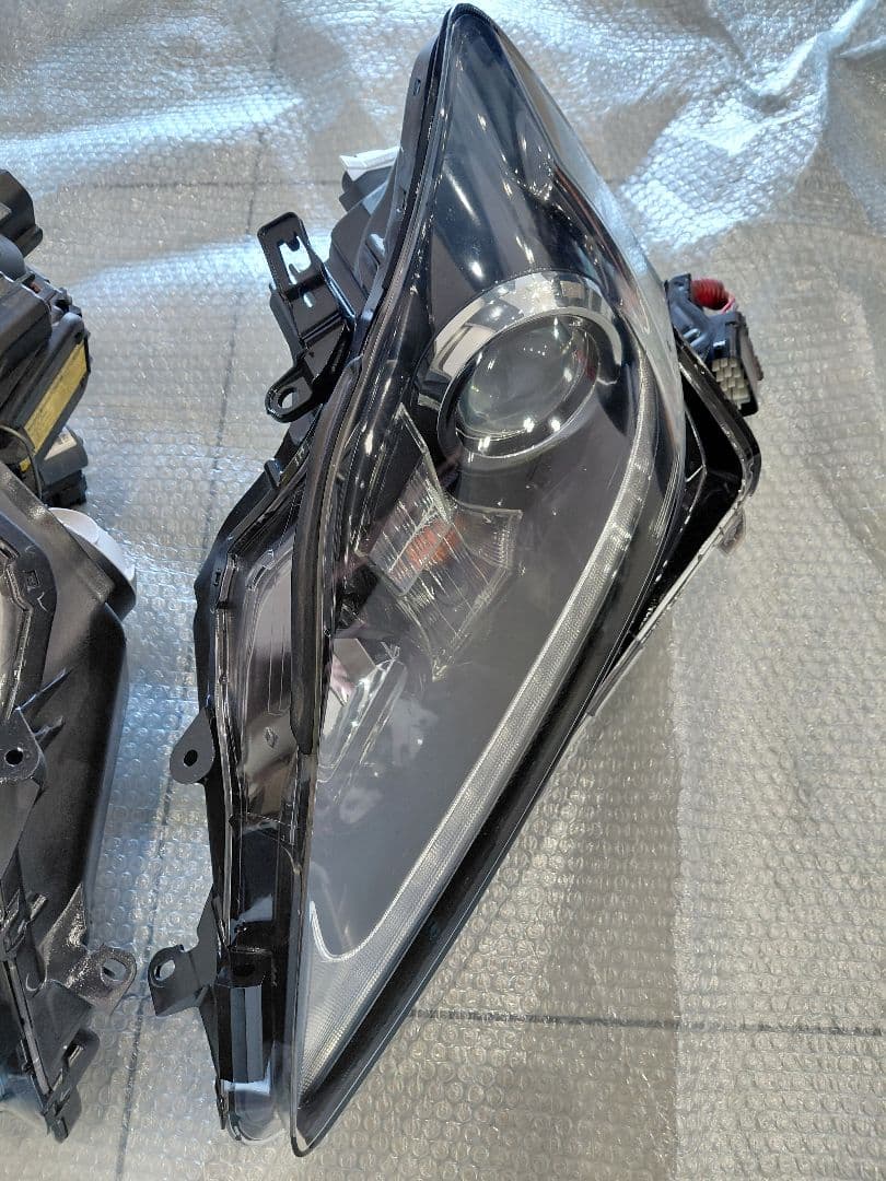 LEXUS IS250 後期純正ヘッドライト⭐中古⭐左右セット⭐クリア塗装済み❗