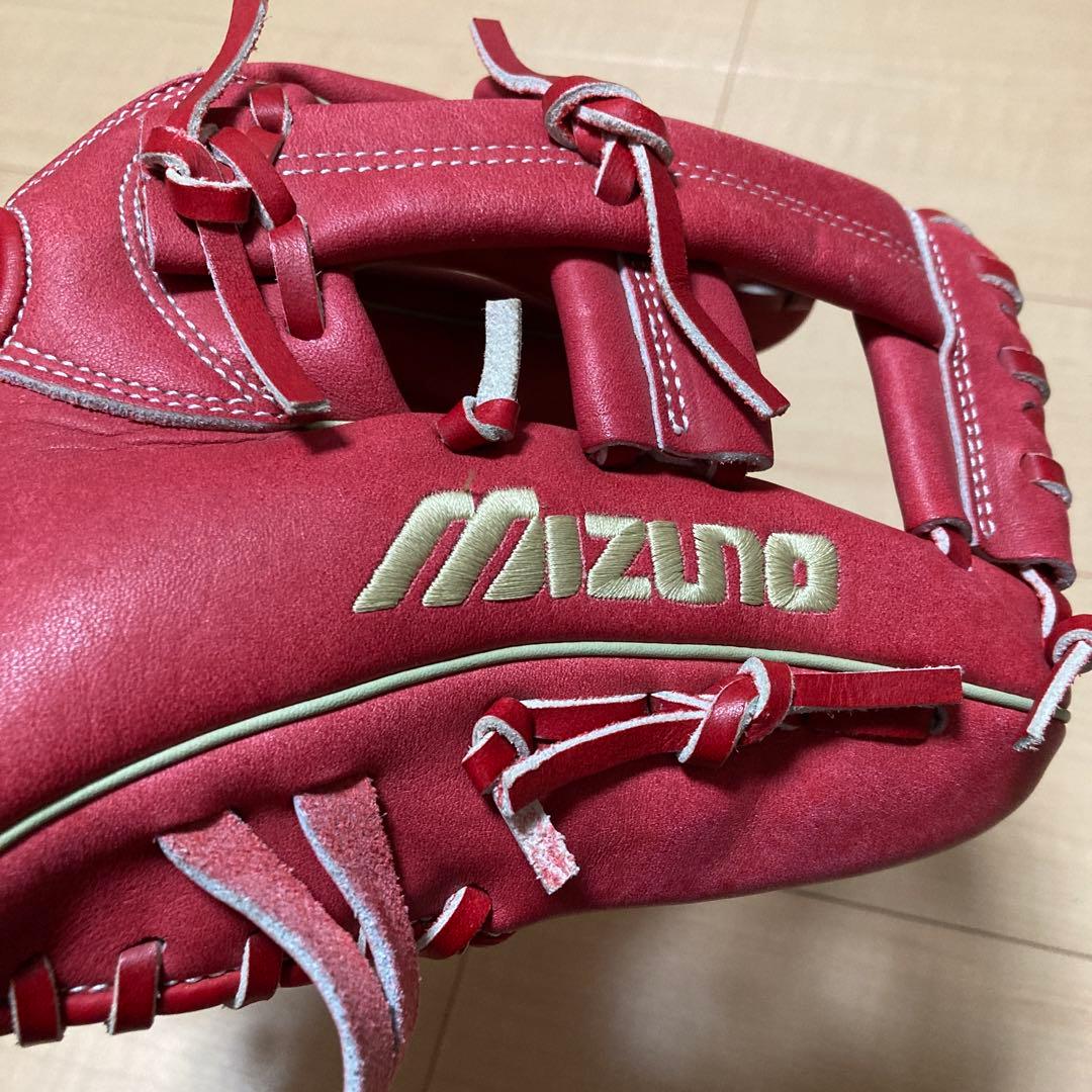 軟式グローブ　Mizuno World Win レッド