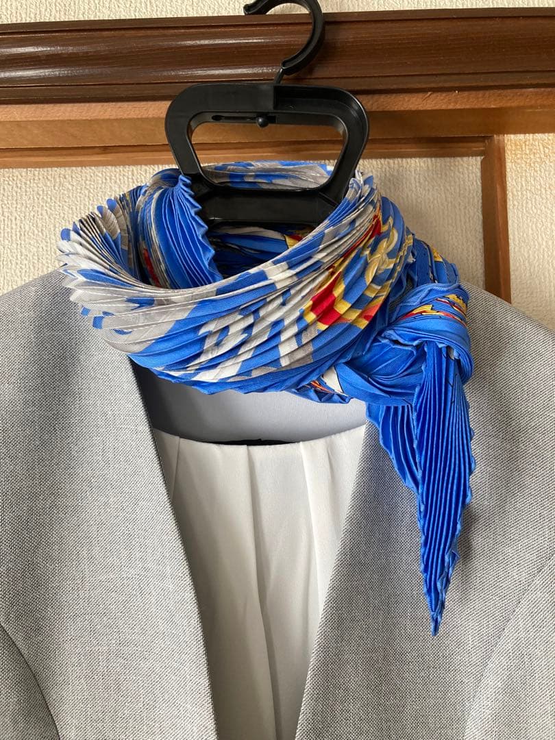 断捨離中★　エルメス　ブルー　プリーツスカーフとスカーフリング