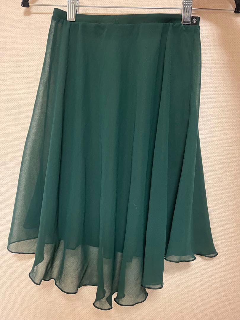 Delilah Milano バレエ　プルオンスカート