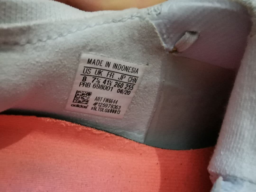 adidas スパイク