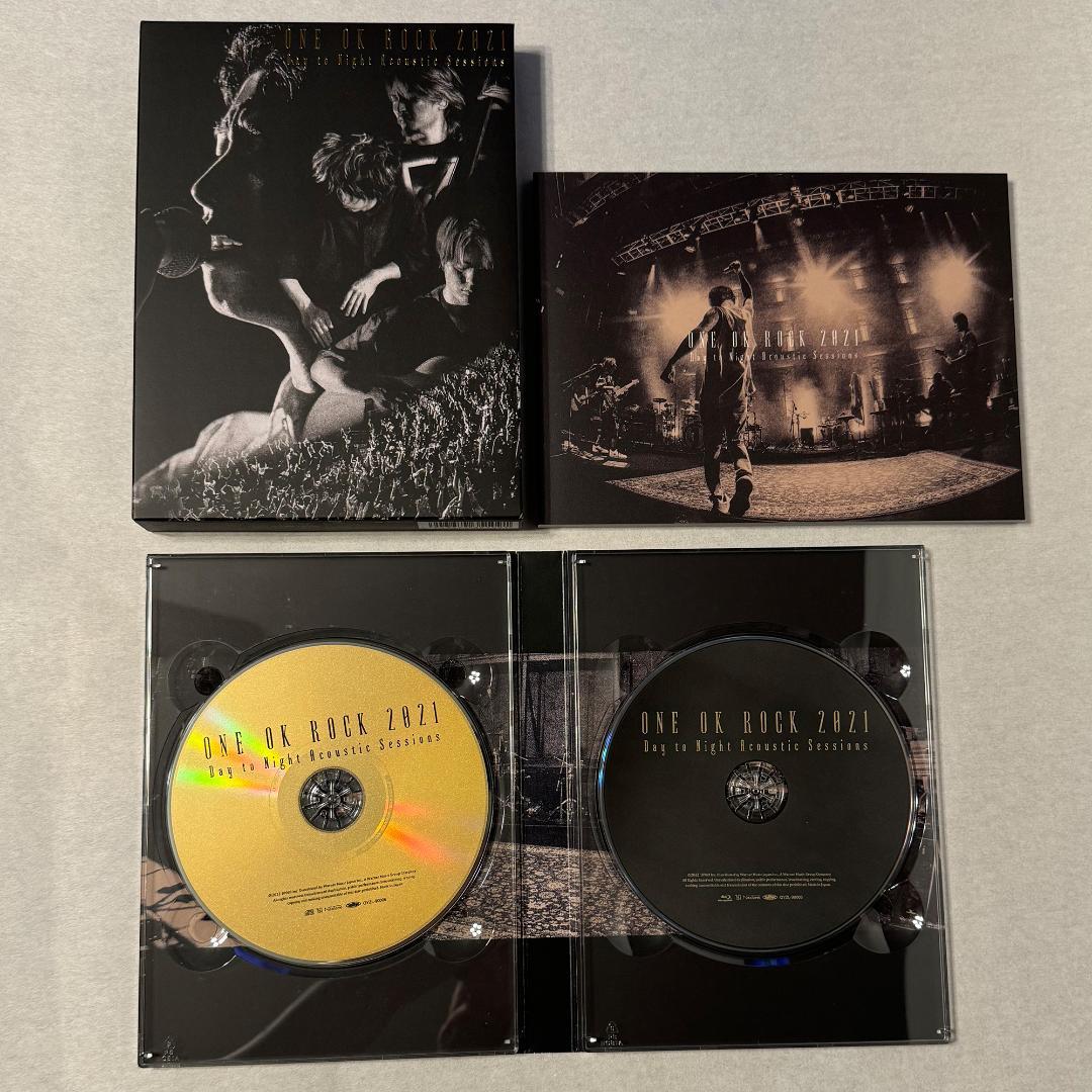 【新品未開封】ONE OK ROCK 2021 BD 特典クリアファイル+巾着付