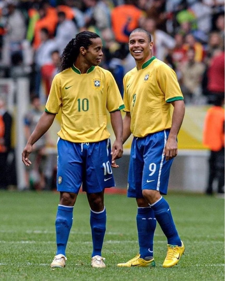 正規品2006年ブラジル代表　ユニフォーム ロナウジーニョ　Lサイズ