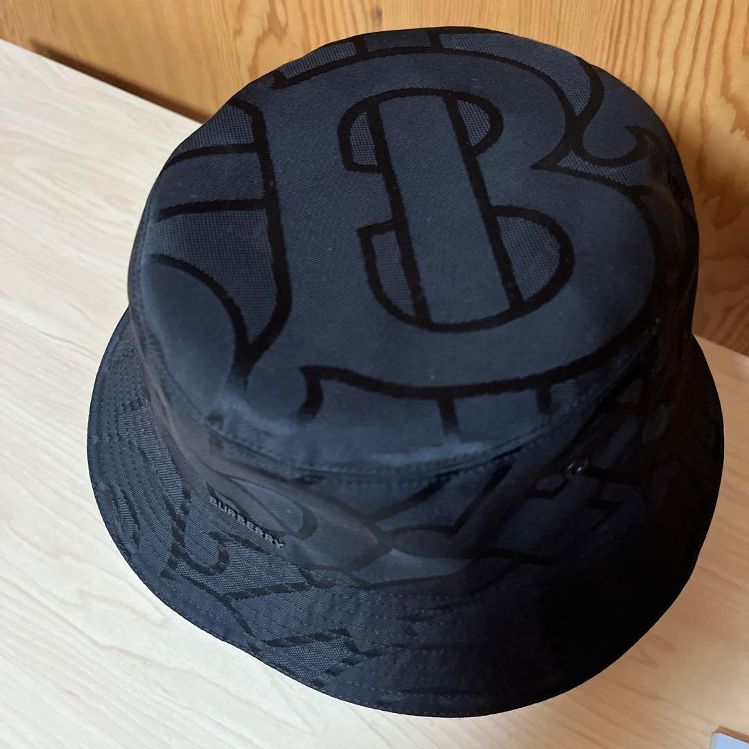 BURBERRY ブラック バケットハット