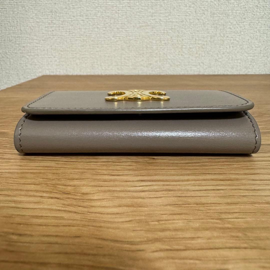 セリーヌ　CELINE トリオンフ　キーケース グレージュ　箱付き　美品