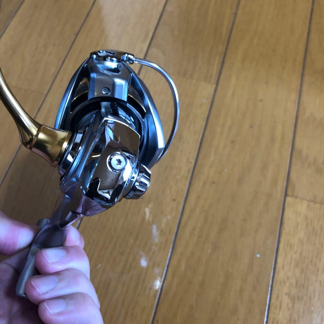 ダイワ　スピニングリール　18フリームス LT3000