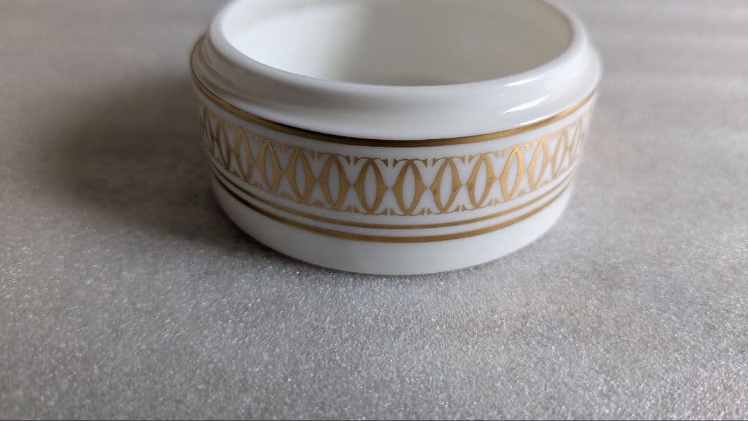 カルティエ　小物入れ　陶器　非売品