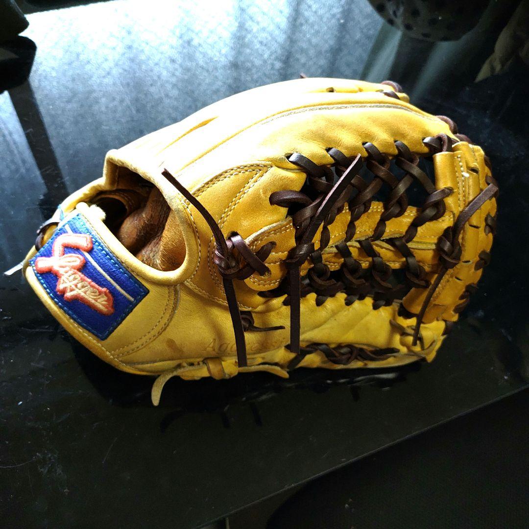 Slugger 硬式グローブ イエロー 外野手用