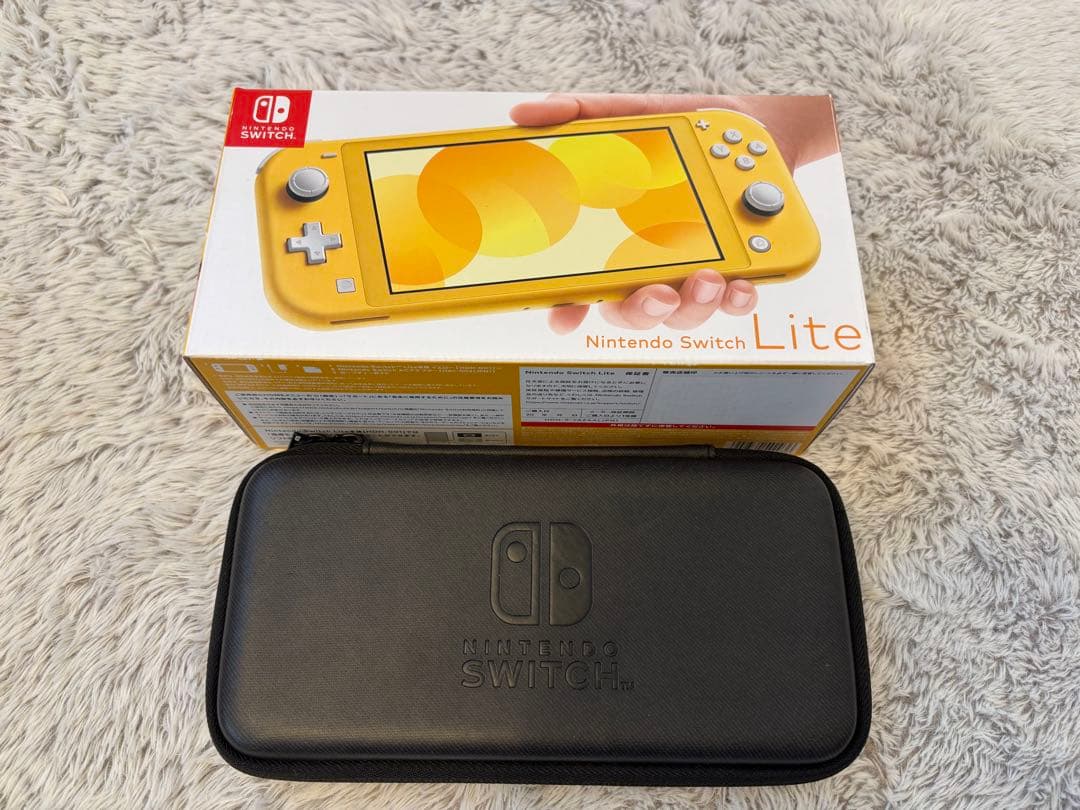 Nintendo Switch Lite イエロー 本体　ケース付き