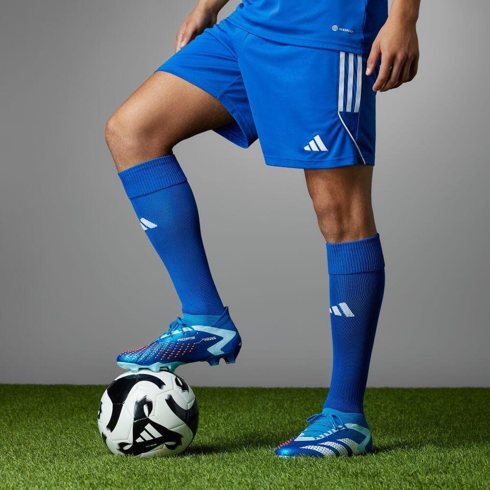 adidasアディダスPREDATOR ACCURACY.1 FG　27.0cm