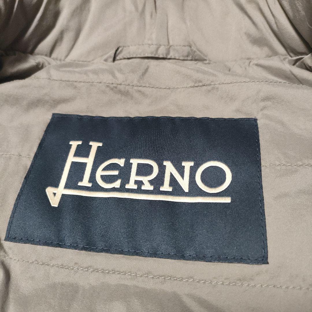 HERNOヘルノ IN-TECH　ダウンベスト　46