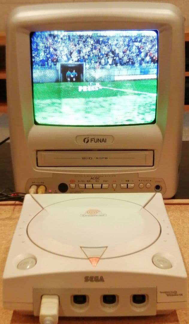 セガ ドリームキャスト 本体 + コントローラー2個+ メモリーカード3個