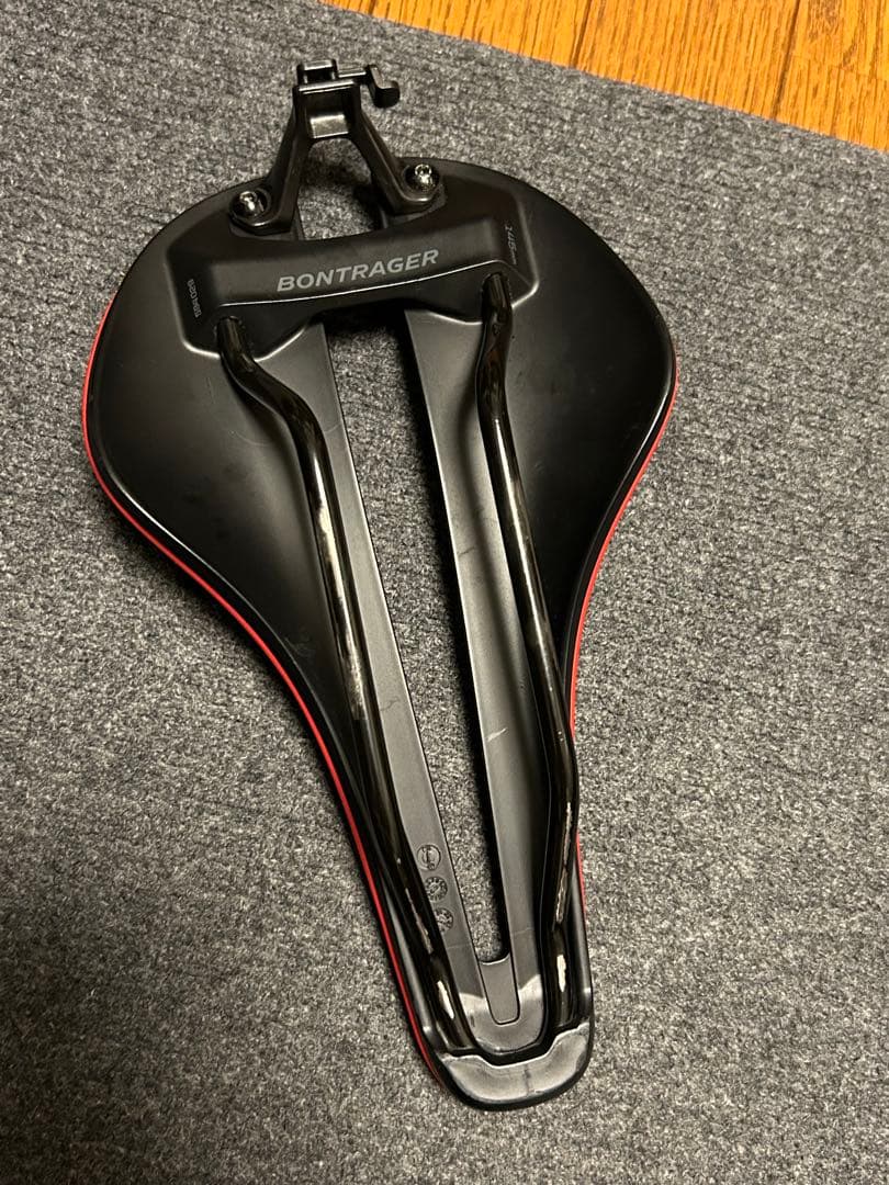 ボントレガー Aeolus Elite サドル