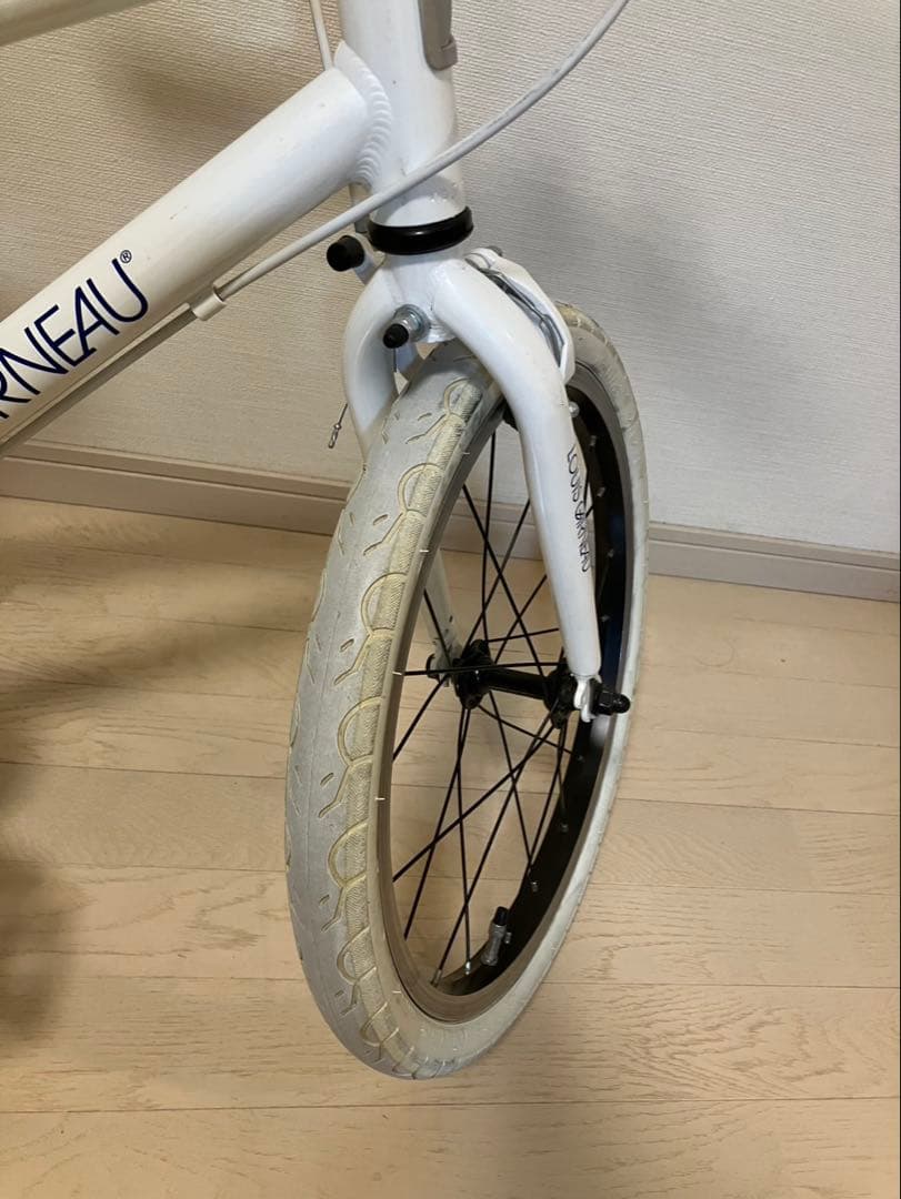 【匿名配送価格】ルイガノ　子供用自転車 18インチ　白色