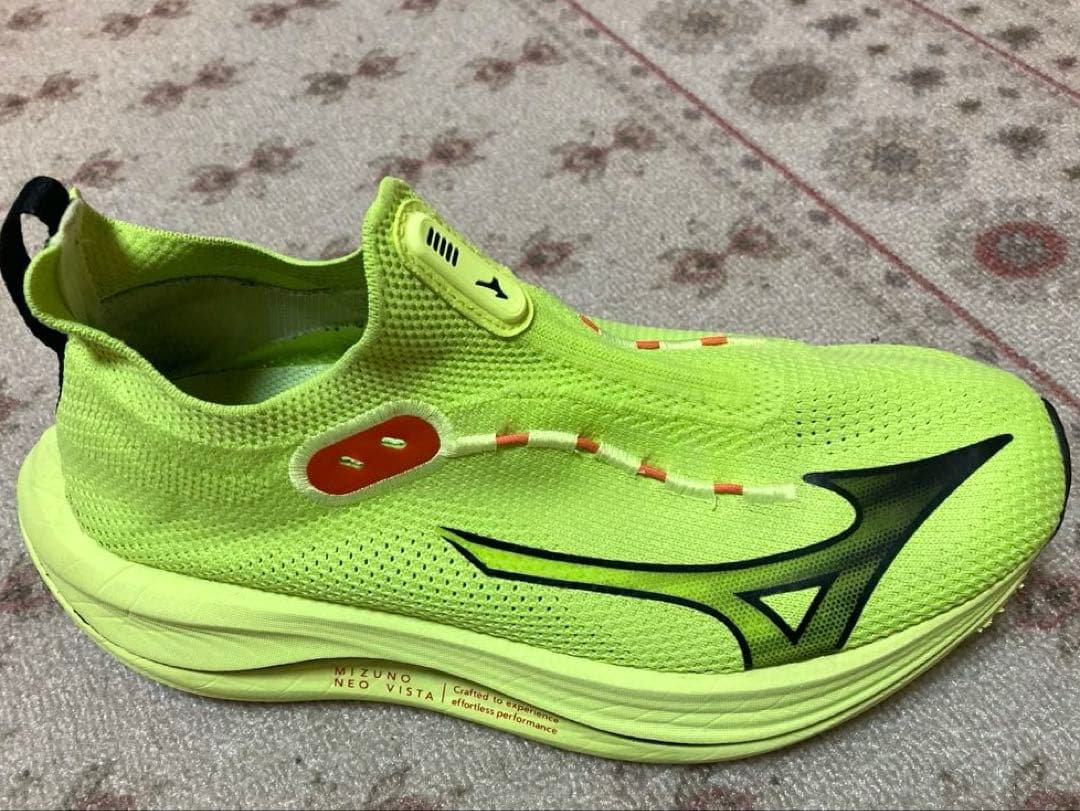 MIZUNO NEO VISTA ミズノネオビスタ　25.0㎝ランニングシューズ
