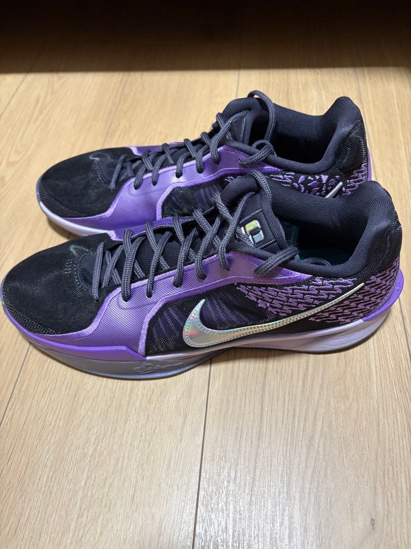 Nike サブリナ2