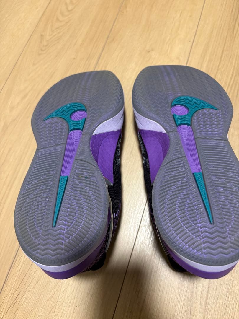 Nike サブリナ2