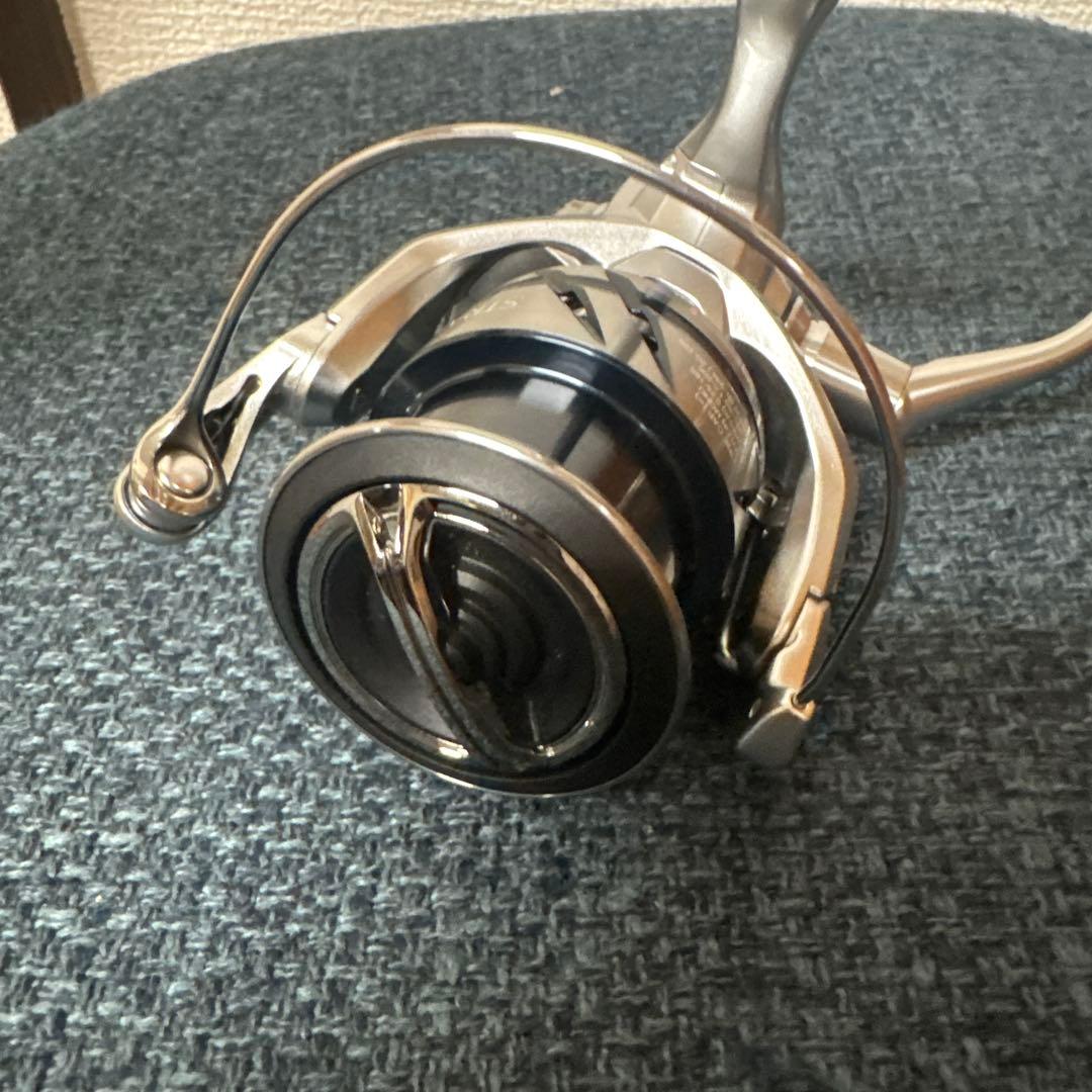 シマノ　23ストラディック4000MHG 美品