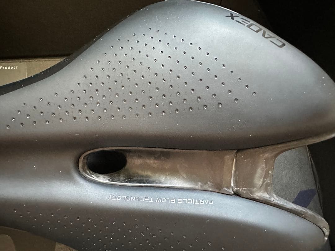 CADEX BOOST SADDLE 超軽量カーボンサドル