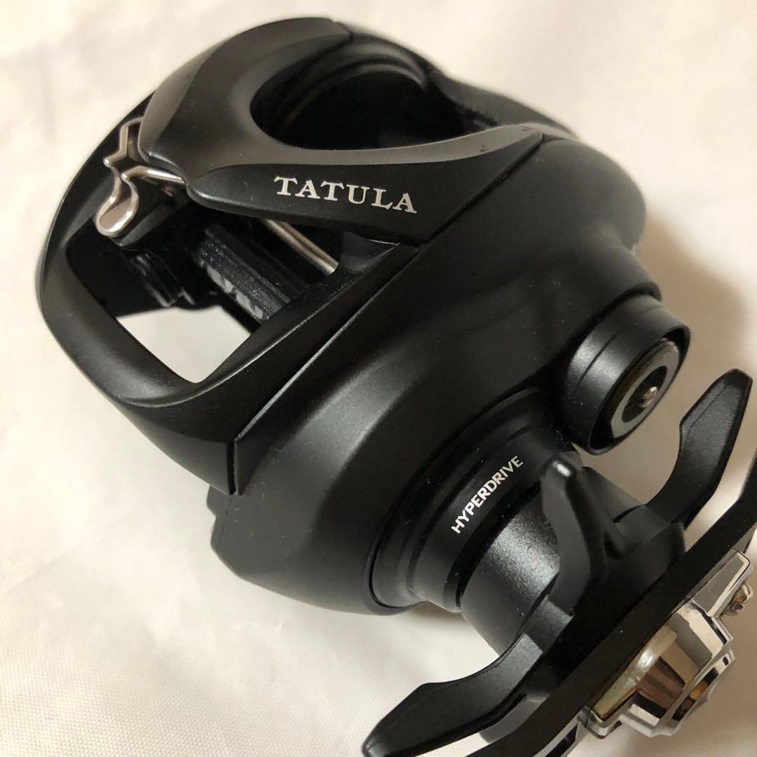 未使用　DAIWA ダイワ　25タトゥーラ TW 200XHベイトリール　釣り