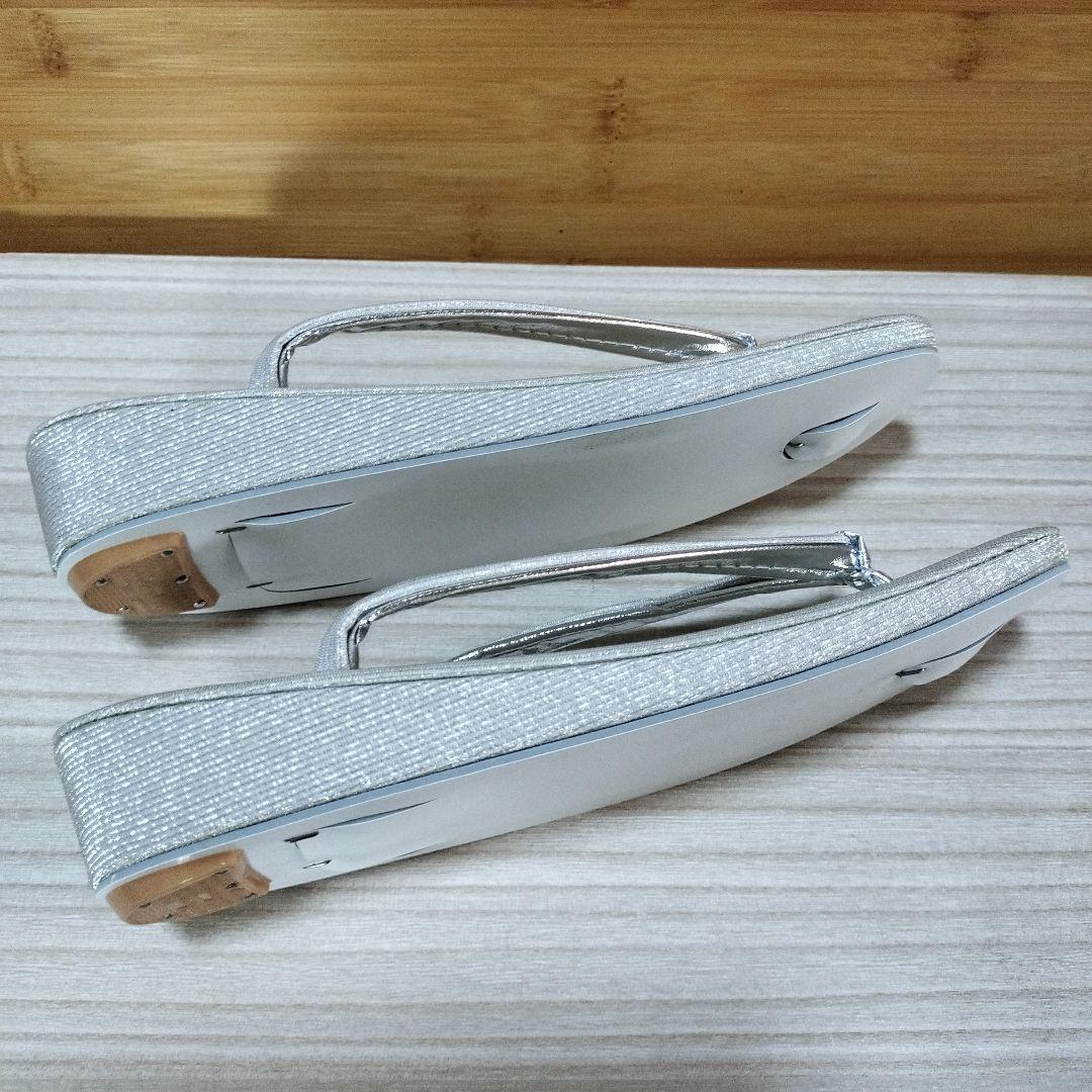 ★新品シルバー 和装用バッグと草履セット