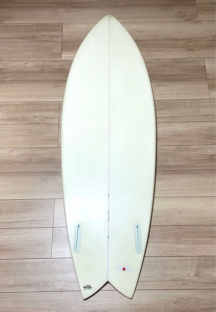 中古 フィッシュ サーフボード 5’10×21 1/4×2 3/4 EPS