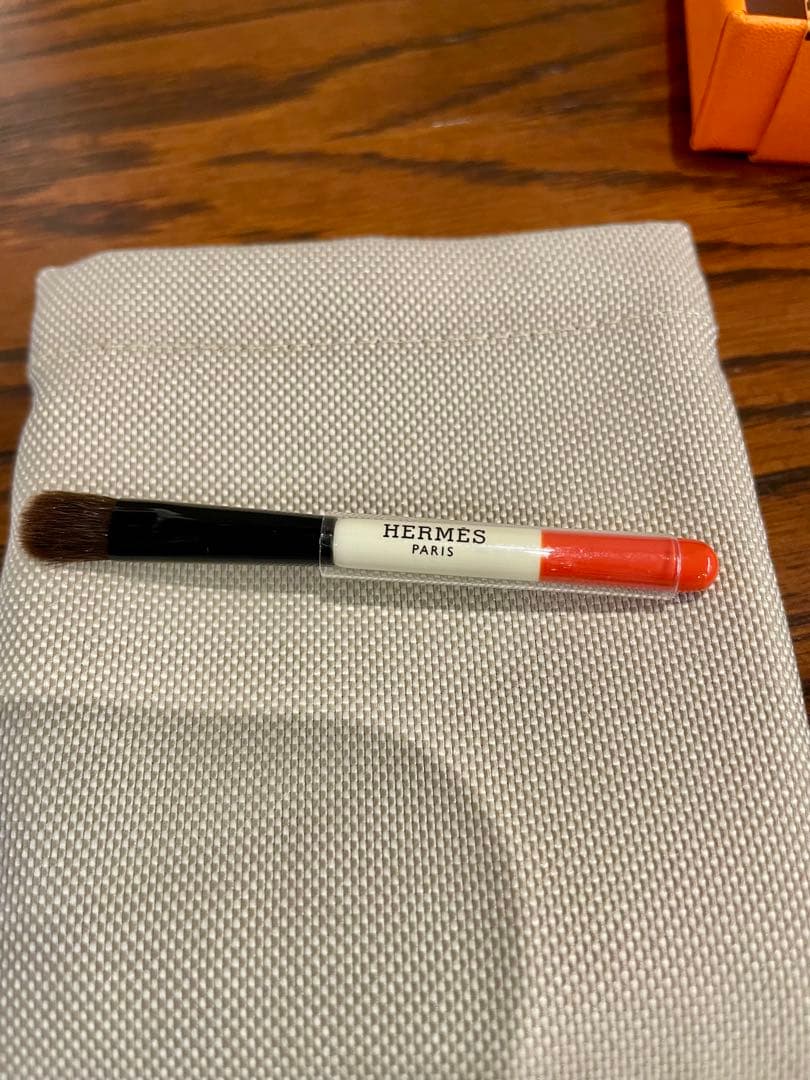 新品 HERMES オンブル ドゥ エルメス アイシャドウパレット03 ブラシ付