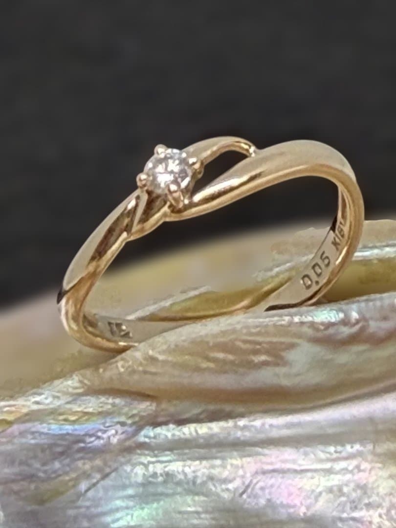 クレージュＫ18YG 1Pダイヤ0.05ct デザインリング　9号　中古