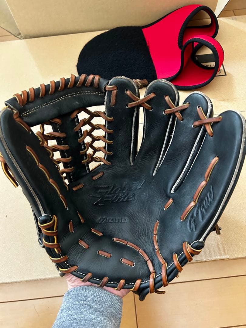 Mizuno グローバルエリート　軟式グローブ　袋、型崩れ防止セット　美中古