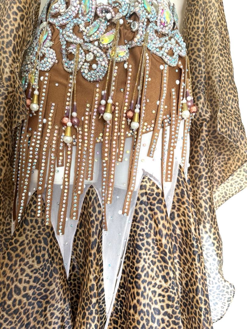 HANAN ヒョウ柄ビーズ装飾ベリーダンスセットアップ