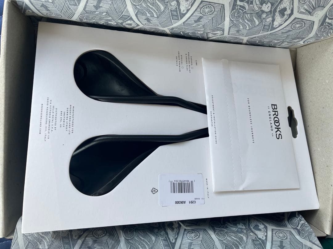 値引き中　Brooks Cambium17 (all weather)