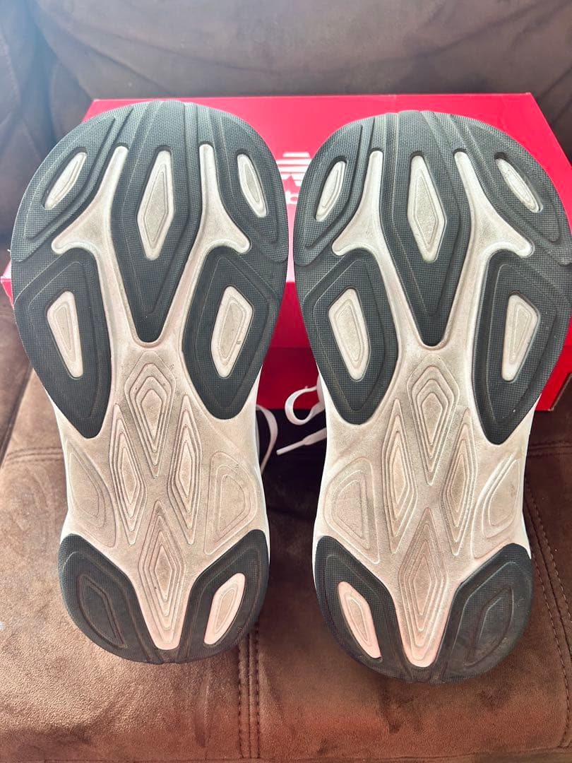 ★走行距離23km★ NB Fresh Foam More v6 26.5cm