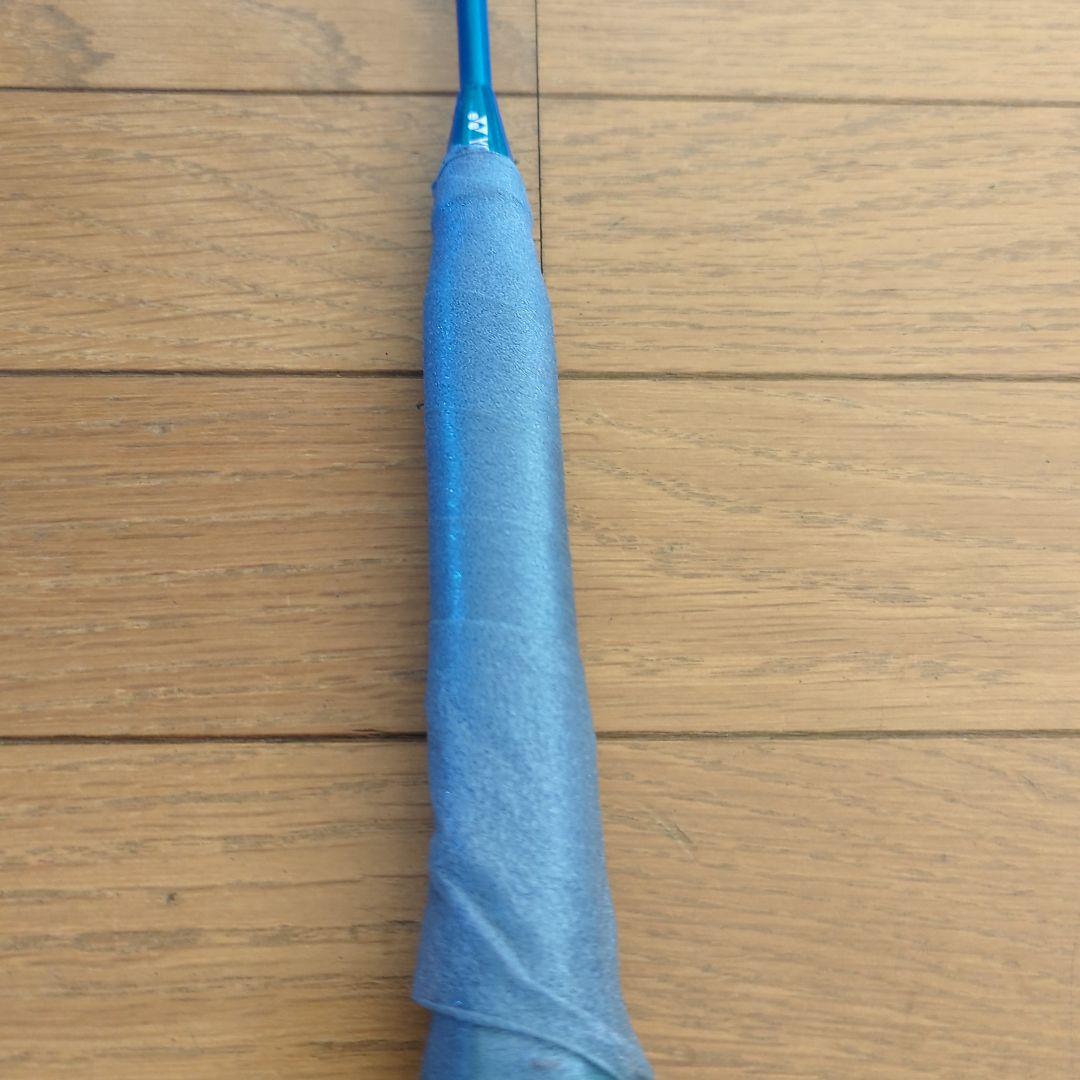 ヨネックス　アストロクス77　ラケット　中古品　バドミントンラケット