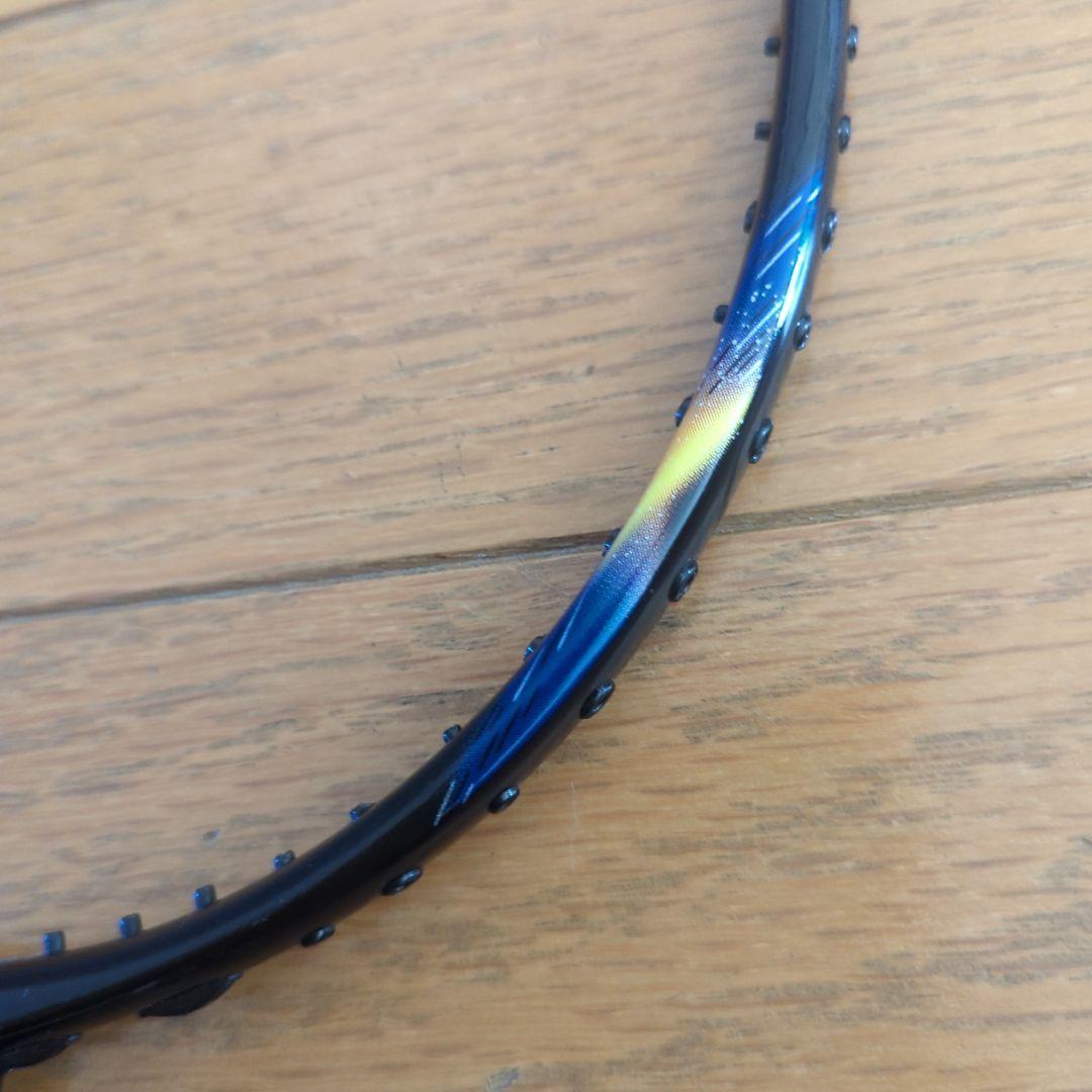 ヨネックス　アストロクス77　ラケット　中古品　バドミントンラケット