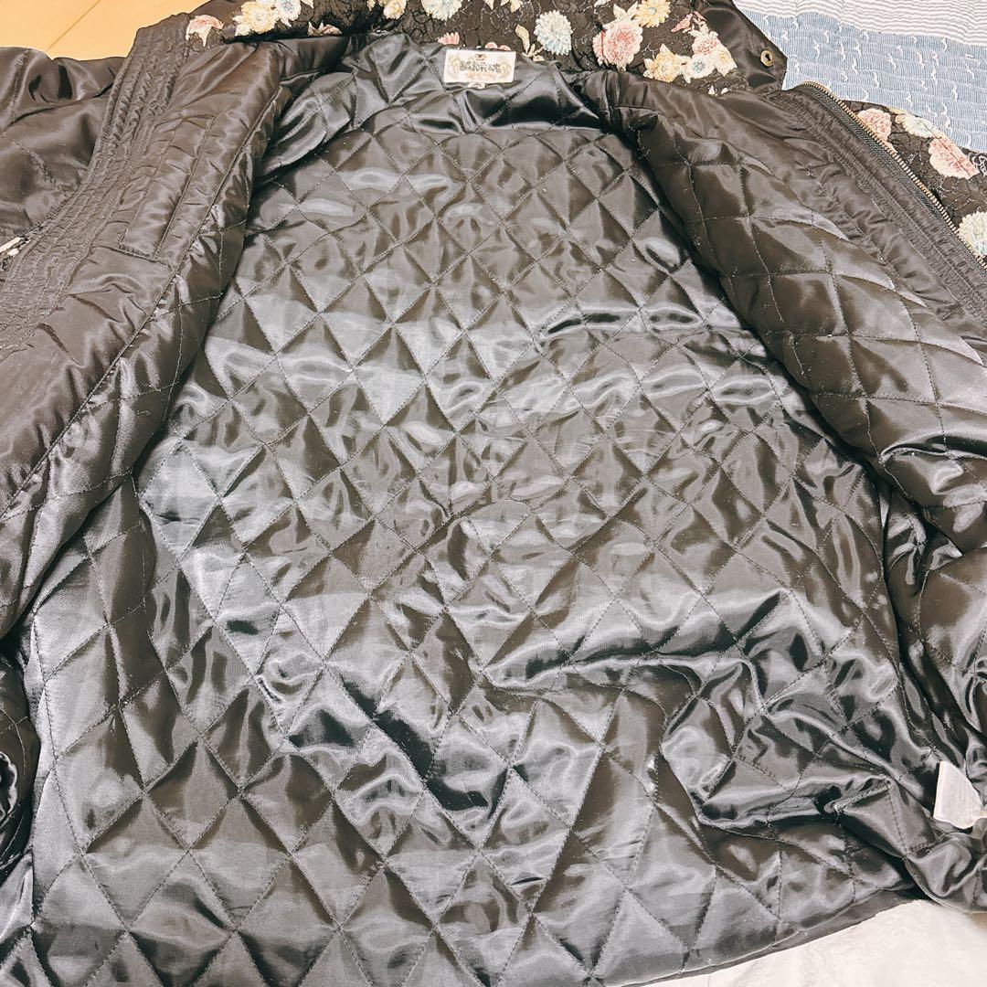 【絡繰魂】中綿フードブルゾン　波涛鯉　ブラック　大きい　刺繍　黒　Y2K